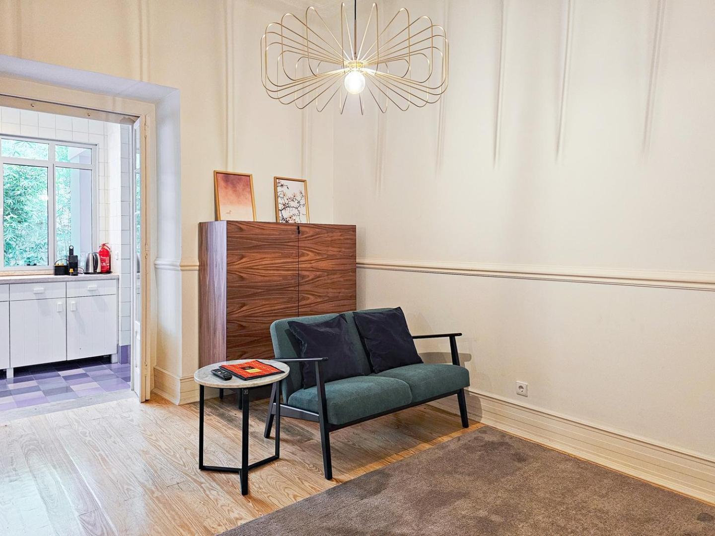 Apartment W. Lots Of In A Beautiful Terrace Lisbon